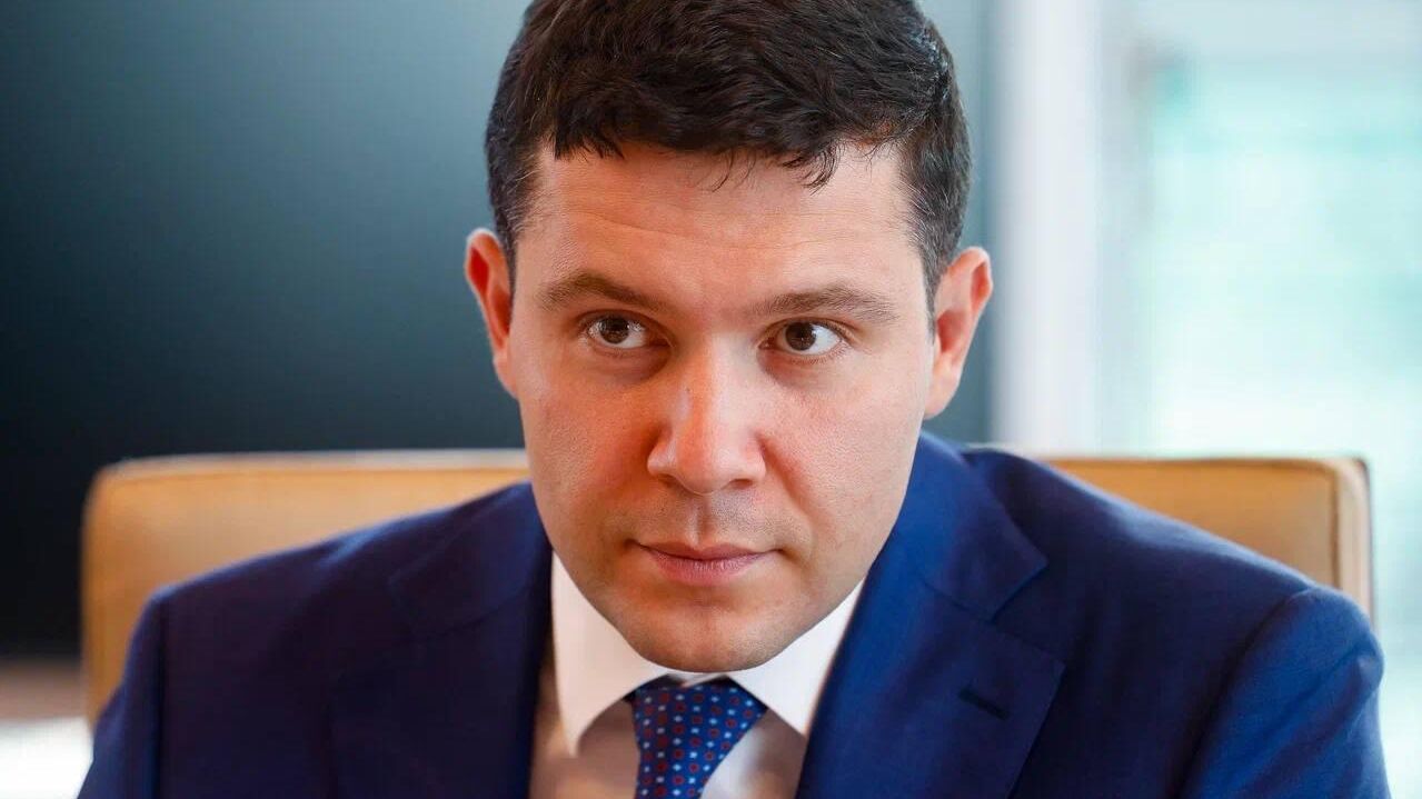 Алиханов назвал объемы производства спортивного инвентаря в России