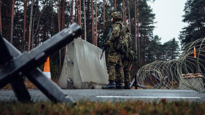 Таллин намерен направлять военных в зоны конфликтов без одобрения парламента